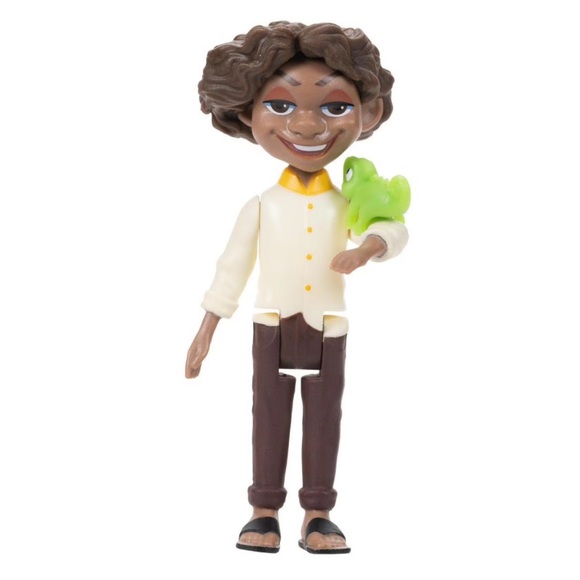 Disney Encanto 3” Figures (Camilo Madrigal, Mirabel Madrigal & Antonio Madrigal) - Picture 8 of 11